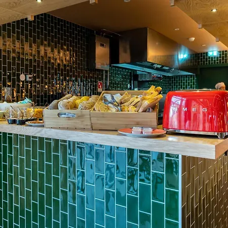 The Editory Garden Hotell Oporto