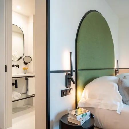 Hotell The Editory Garden Oporto