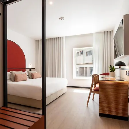 The Editory Garden Otel