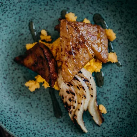 Otel The Editory Garden Porto