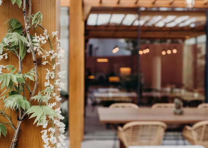 The Editory Garden 4* Porto