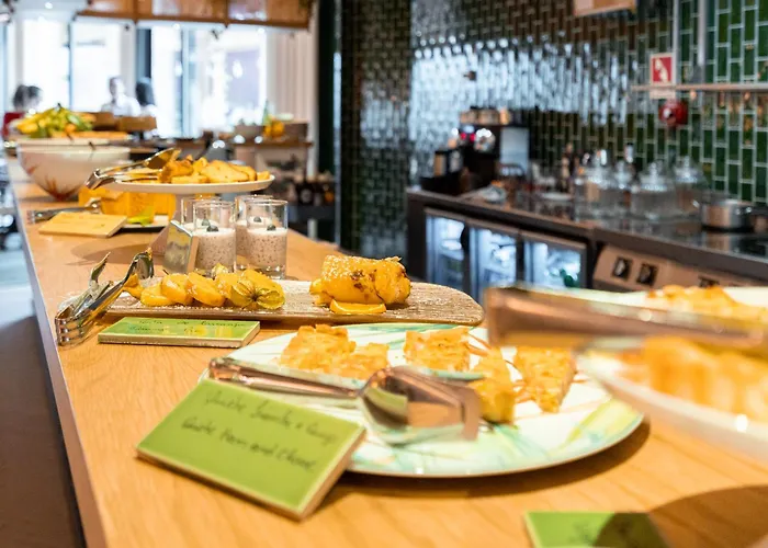 The Editory Garden Oporto