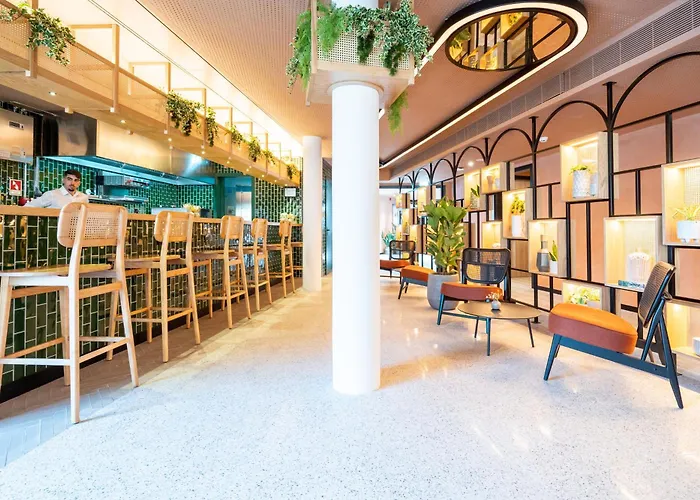 Hotel The Editory Garden Oporto