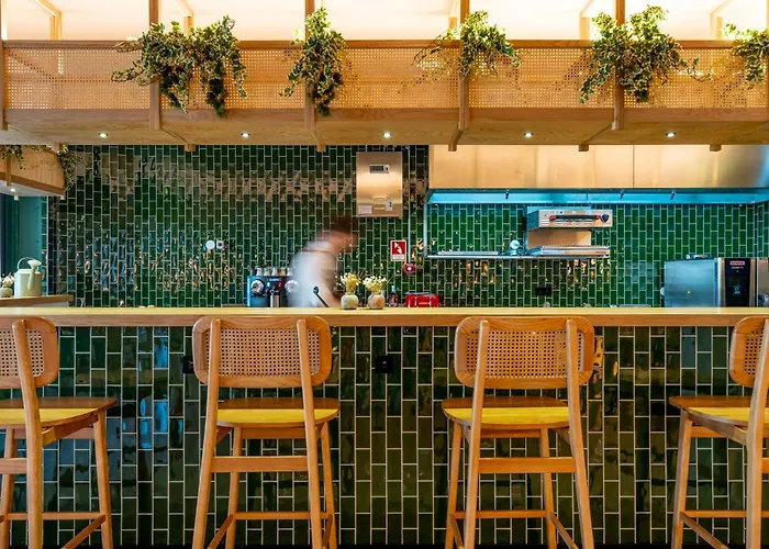 The Editory Garden Oporto