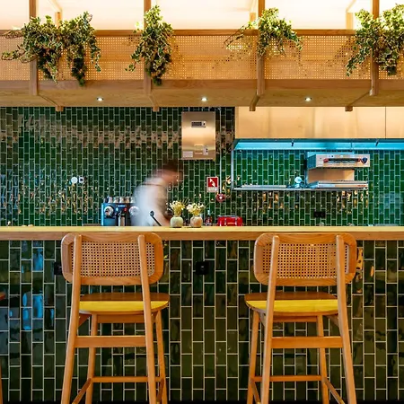 The Editory Garden Oporto