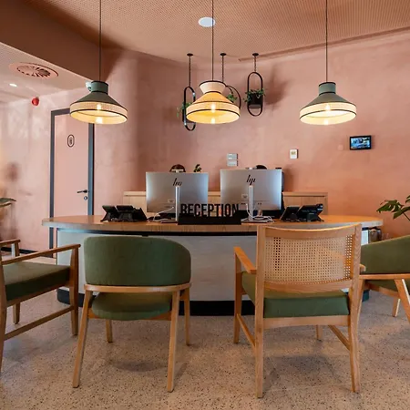 The Editory Garden Hotell 4*